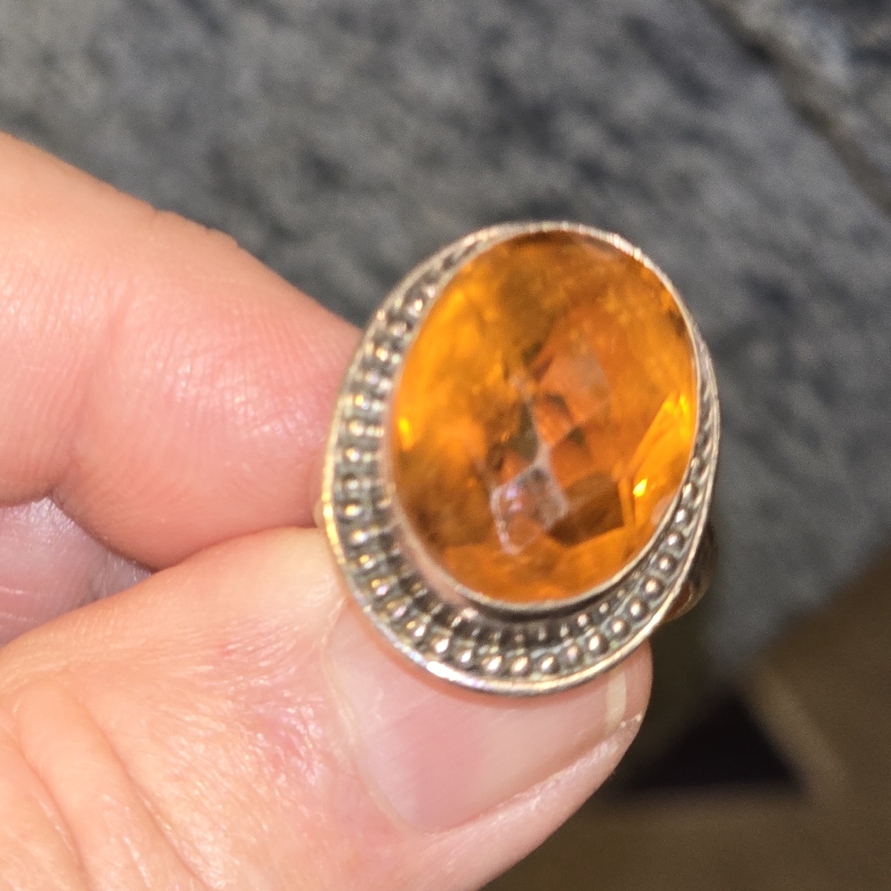 Vibrant Orange Gemstone Ring - Picture 2 of 11